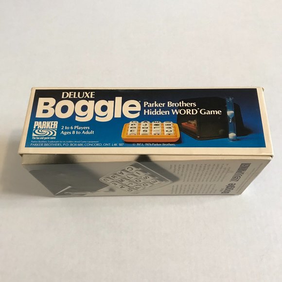 Parker Brothers Deluxe Boggle Hidden Word Game with Self-scrambling Shaker - Picture 3 of 11